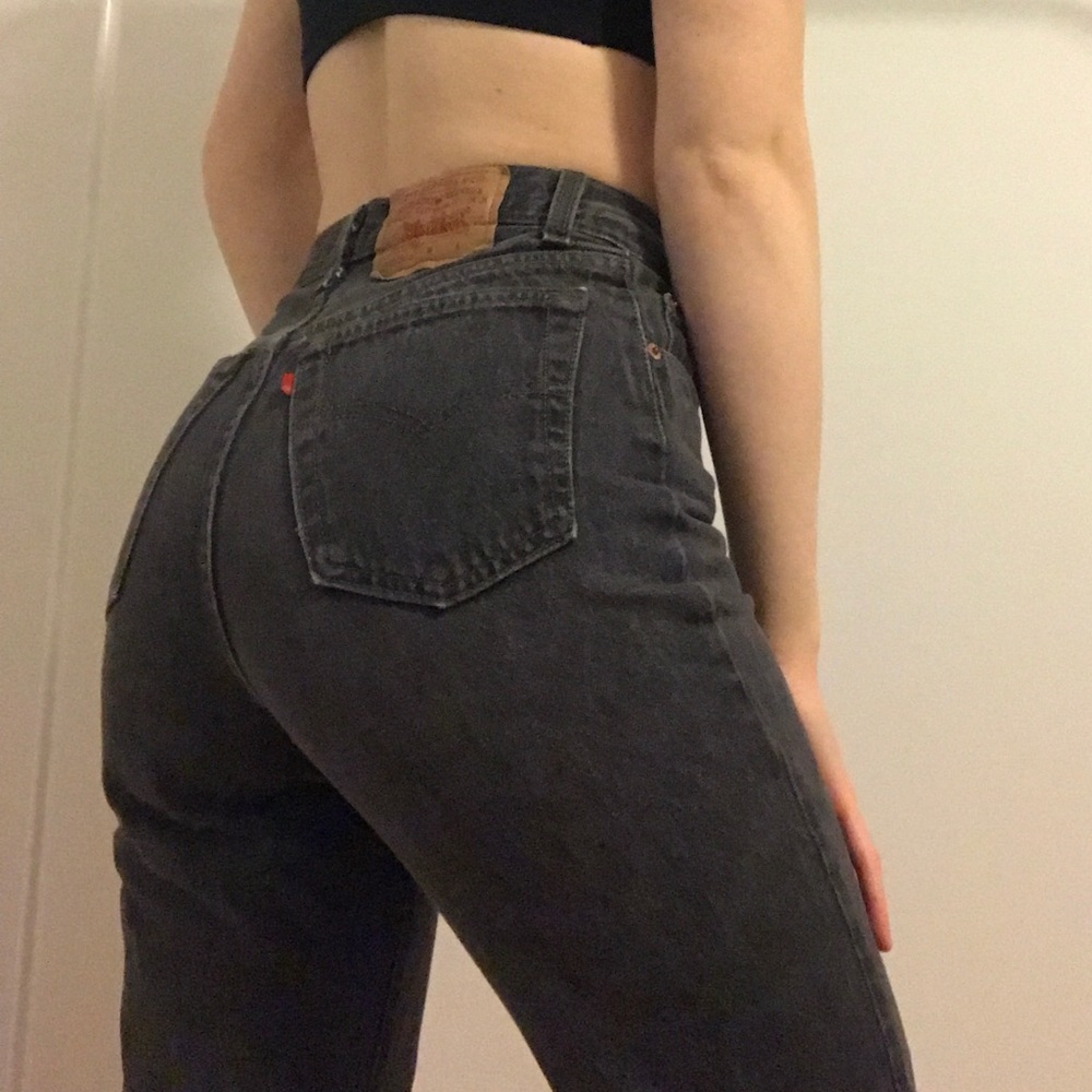 Levi’s VINTAGE High Waisted Mom Jeans - Black